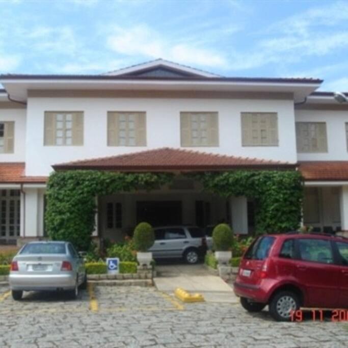 Apartamento Condominio Quisisana Centro Pocos De Caldas Lazer Completo, Uma Estrutura De Resort Buitenkant foto